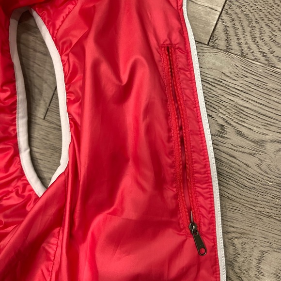 Patagonia Women’s Primaloft Puffer Vest NWOT - Picture 10 of 10